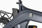 Detail van de DYU T1 20 inch opvouwbare elektrische fiets met batterij en frame.